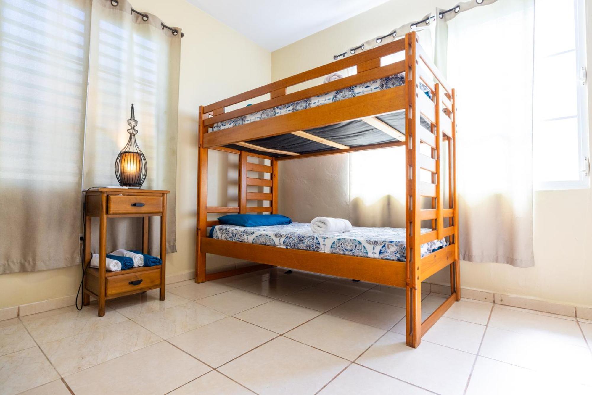 Colinas Del Atlantico Vacational House 1St Floor Isabela Exterior foto